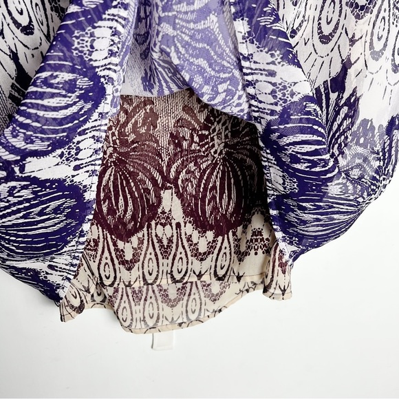 CAbi - Purple & White Sheer Blouse with Neck Ties - Sz. Med - Picture 6 of 7